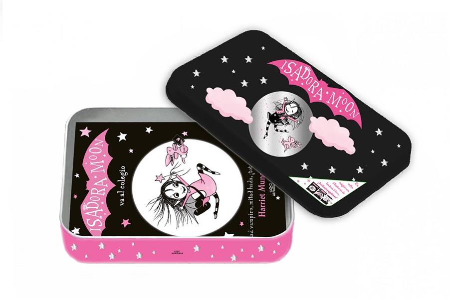 Isadora Moon - Un cofre mágico con 3 historias de Isadora Moon (¡Incluye pegatinas!) | 9788419366122 | Muncaster, Harriet